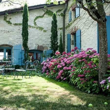 Les Huguets Acomodação com café da manhã Villeneuve-sur-Lot Exterior foto
